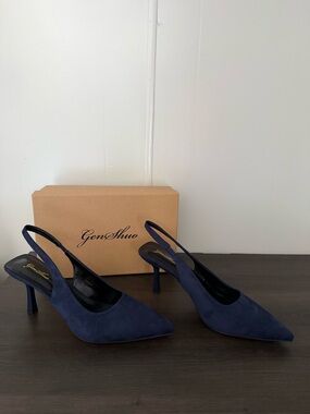 Genshuo Navy Suede Pointed-Toe Slingback Heels